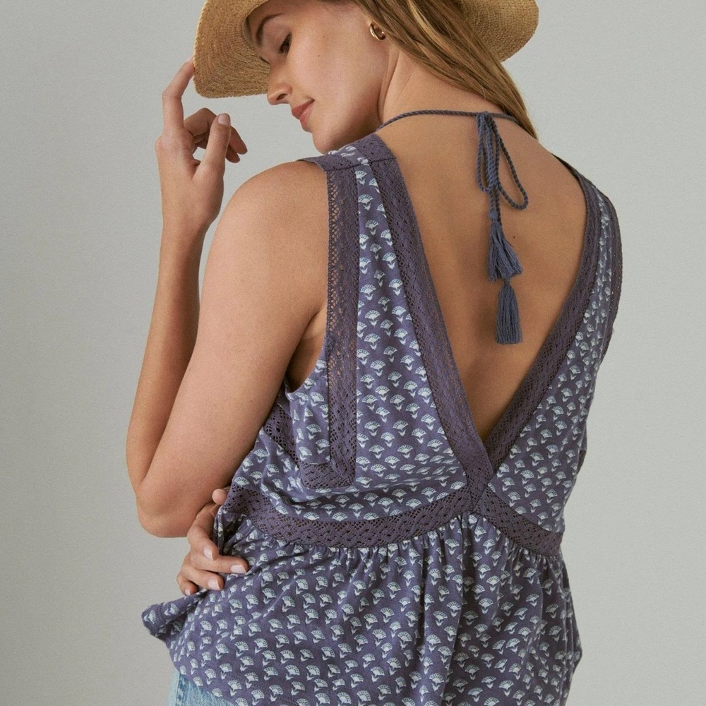Lucky Brand Geo Lace Blue Print V-Neck Blouse Top Cottagecore Garden NWT Size XL